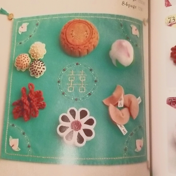 Japanese Felt Books - Picture 8 of 9